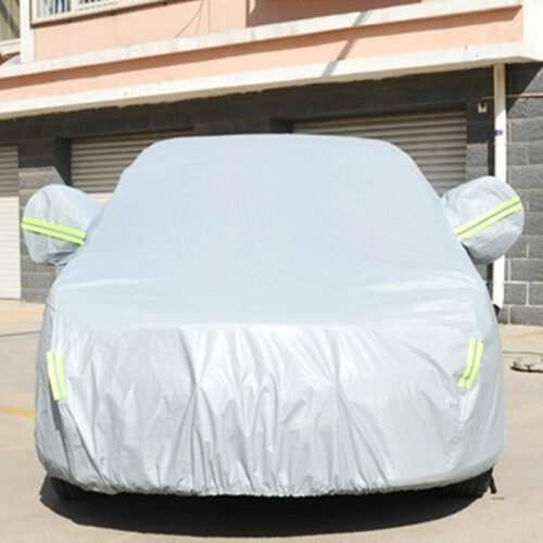 Capa protetora de carro em PVC antipoeira à prova de sol com faixas de advertência, se encaixa em carros de até 4,4 m (172 polegadas) de comprimento
